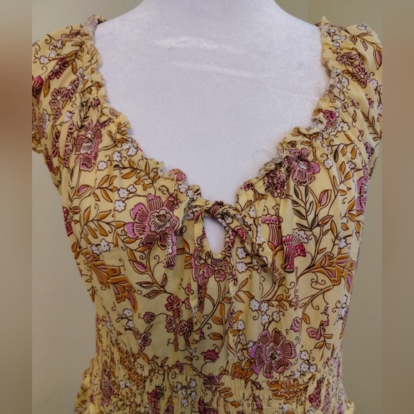 Old Navy Women's Yellow Floral Smocked Maxi Dress Short sleeve Size L - Picture 16 of 16